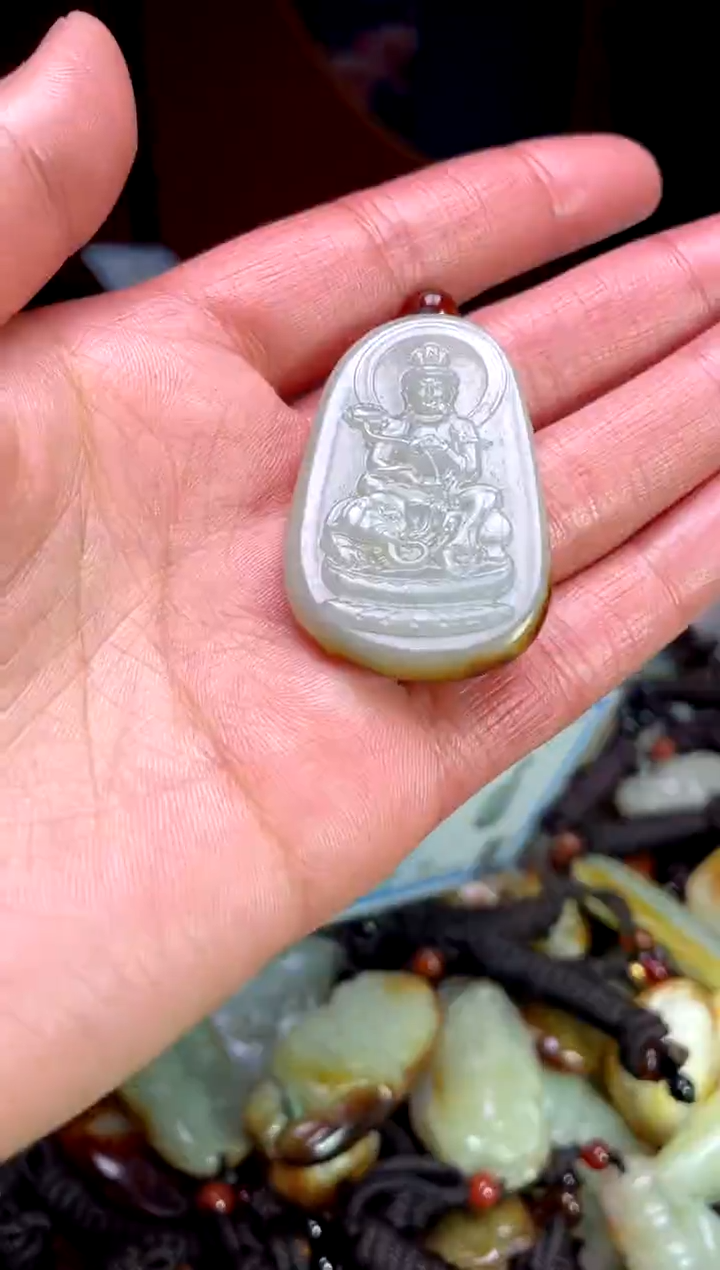 【闪购商品】和田玉颈饰未镶嵌213