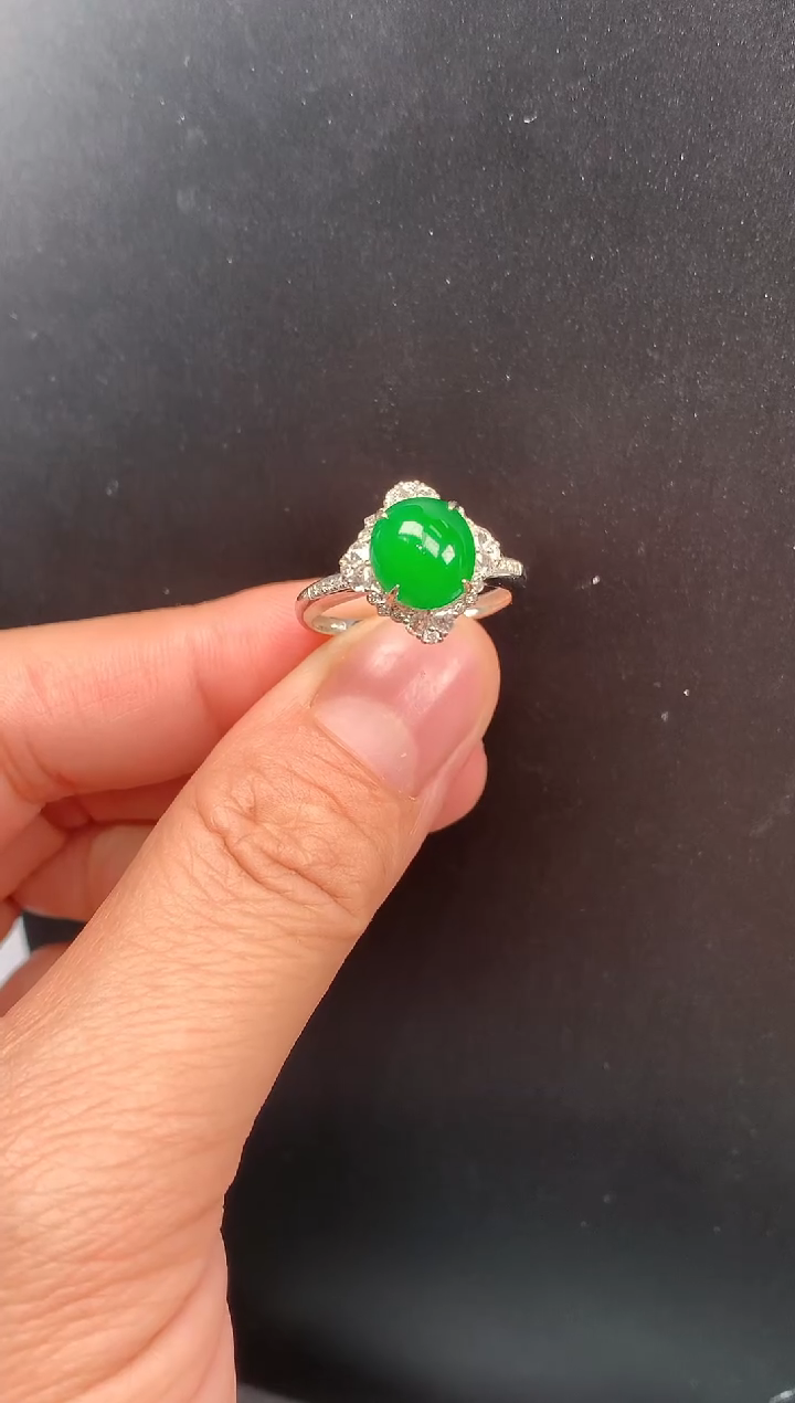 【闪购商品】翡翠颈饰18K金镶嵌一