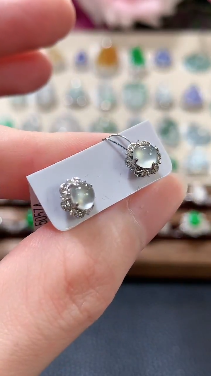 18K金镶嵌翡翠耳饰a55