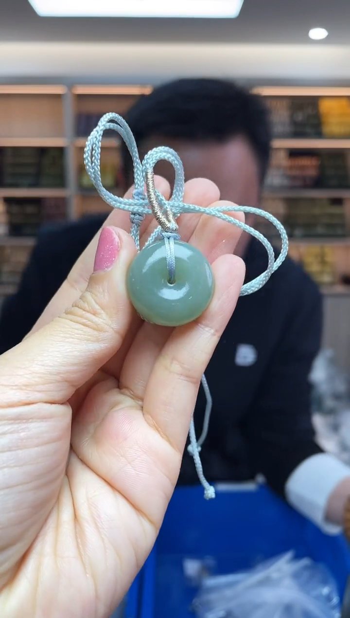 【闪购商品】和田玉`未镶嵌多样性发一件