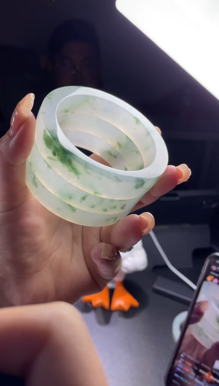 【闪购商品】定制翡翠手镯未镶嵌手镯DDQ/发一件