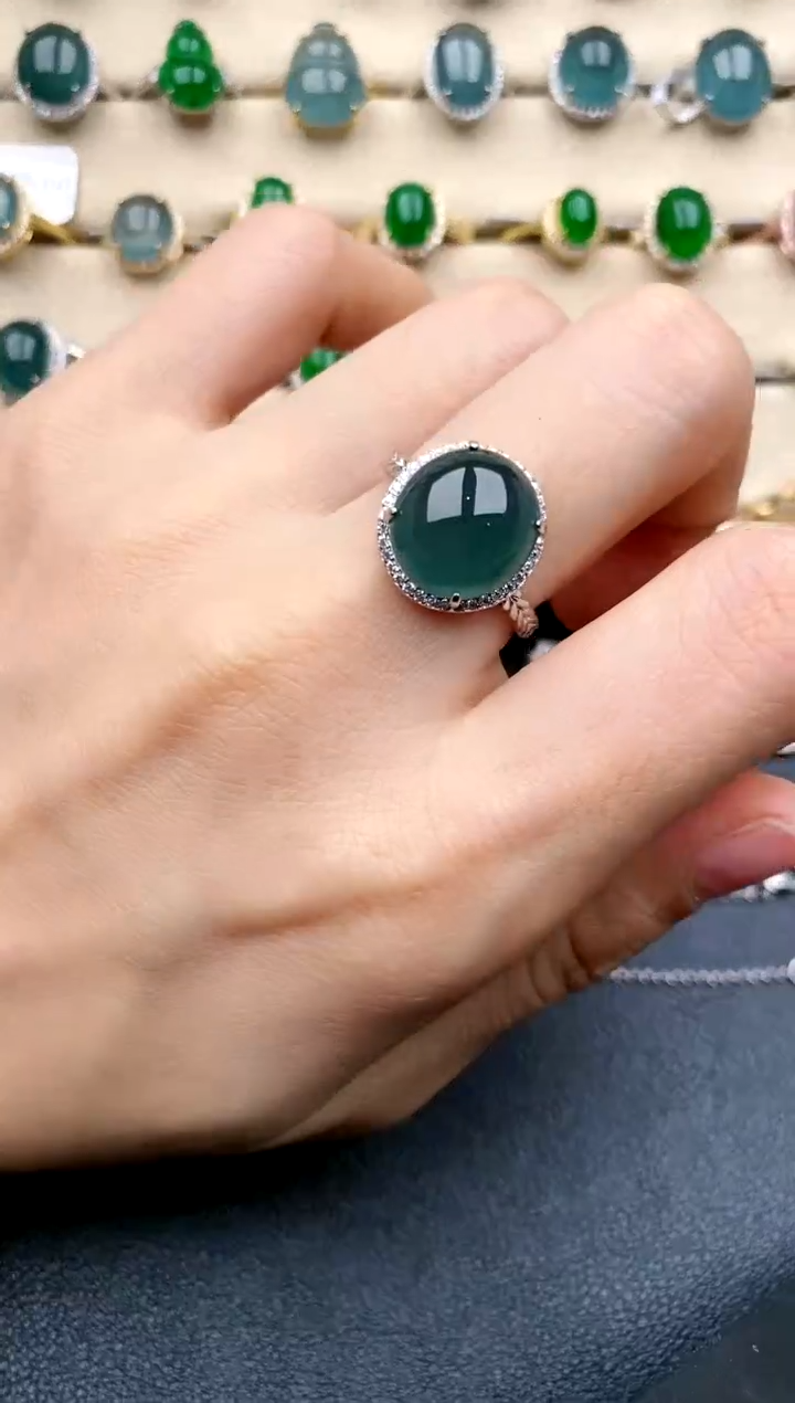 【闪购商品】翡翠戒指银S925镶嵌....