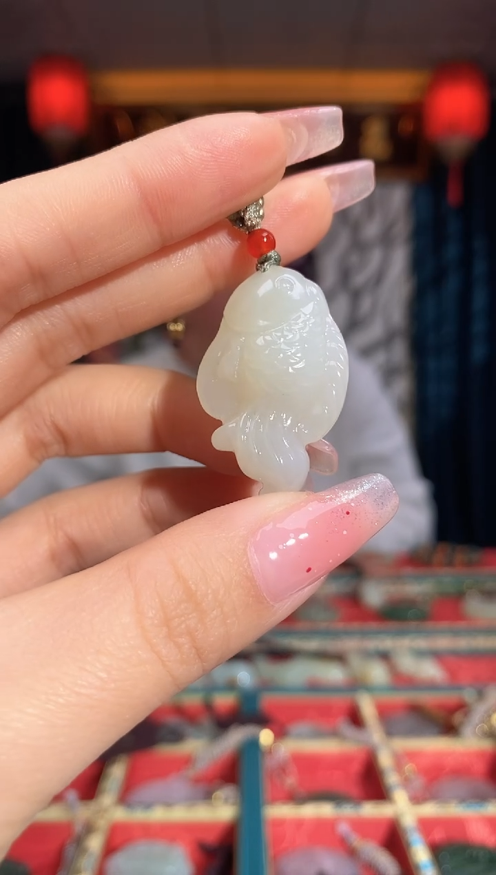 【闪购商品】和田玉颈饰未镶嵌锦鲤