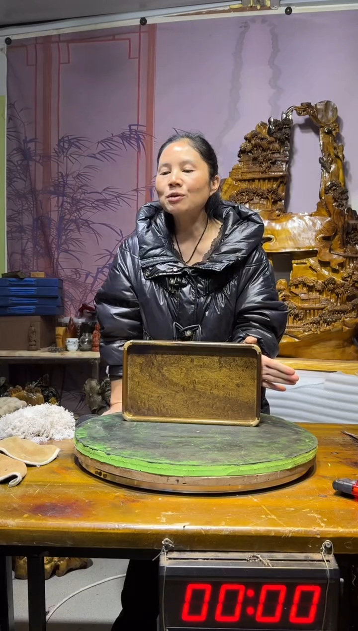 金丝楠朝*金丝楠木雕刻摆件