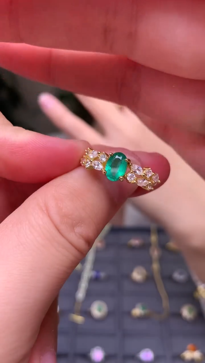 银S925镶嵌戒指祖母绿戒指