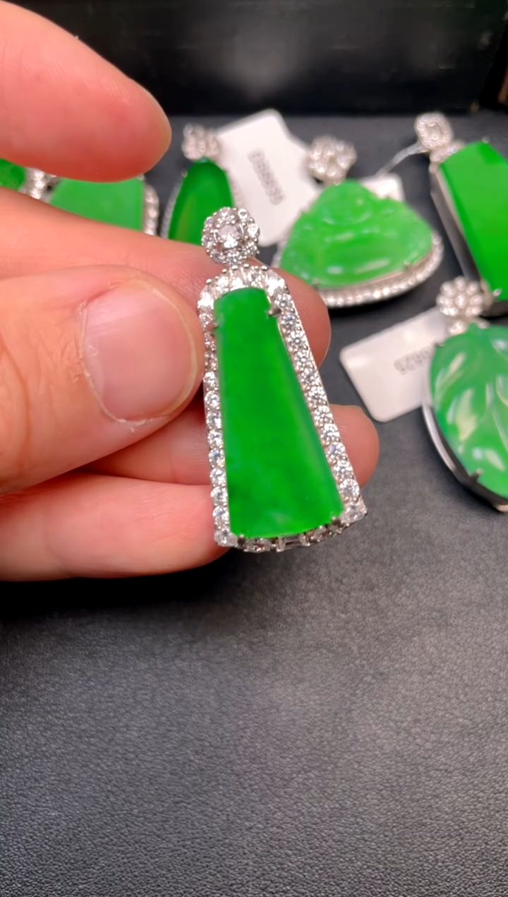 吊坠(不含链)银S925镶嵌翡翠dz 