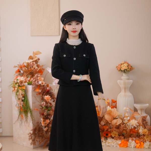 玖姿安娜蔻优雅静奢小香风拼接假两件连衣裙女2025新款KWFD00002