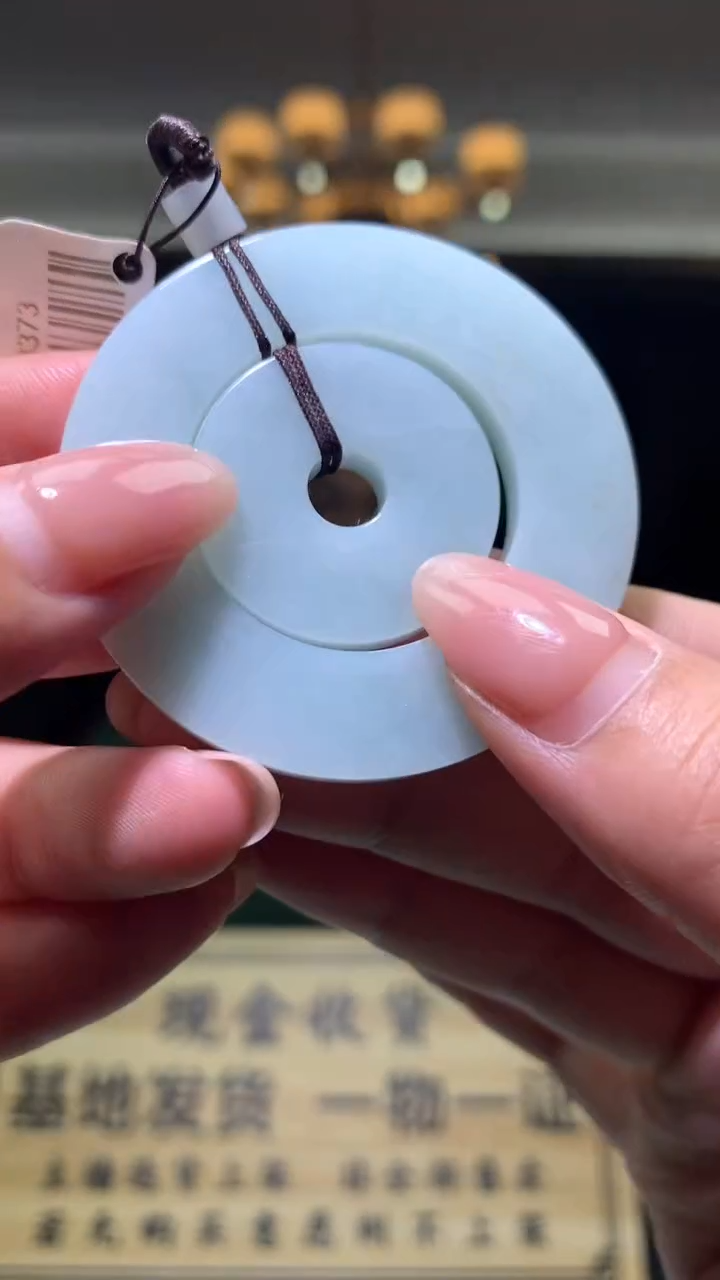 翡翠未镶嵌颈饰翡翠多样性发货