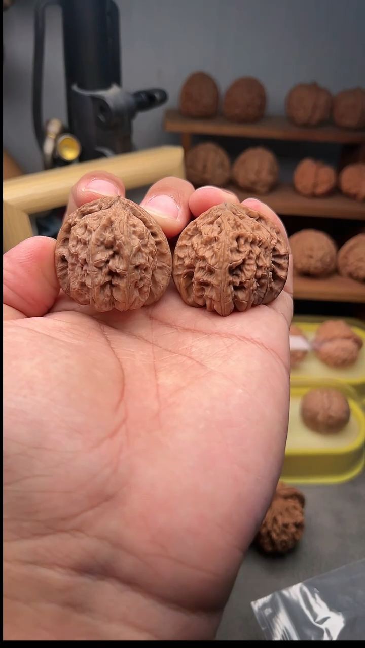 吊坠文玩核桃白狮子40