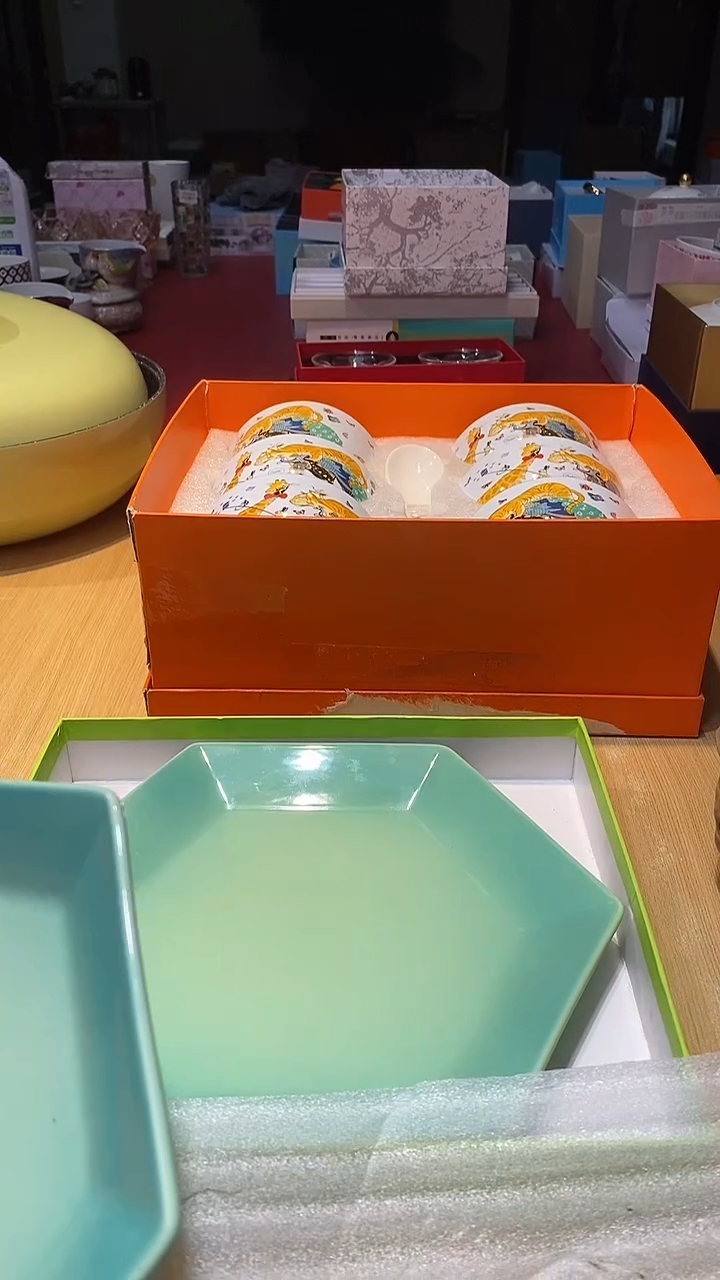 瓷片生活的本意是开心啊@@1