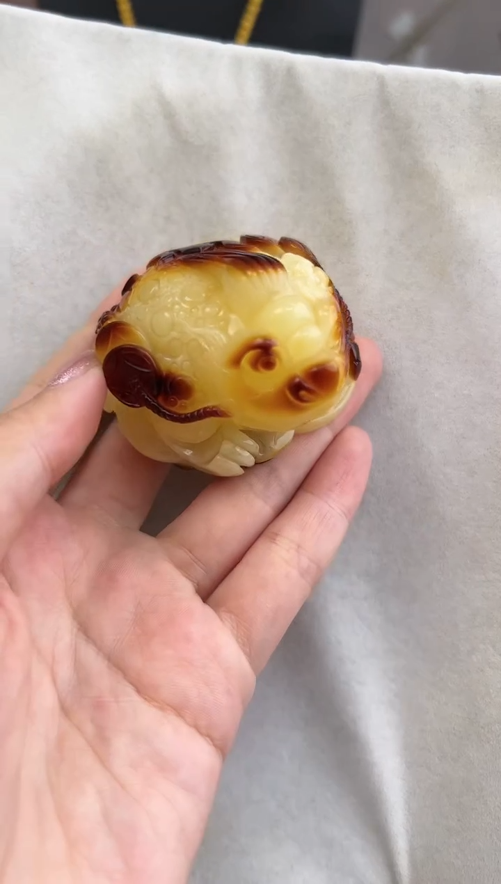 【闪购商品】定制琥珀未镶嵌10122120-吊坠