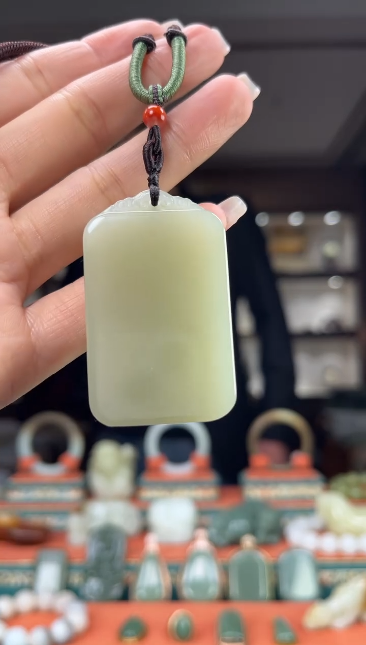 【闪购商品】和田玉颈饰未镶嵌佩佩