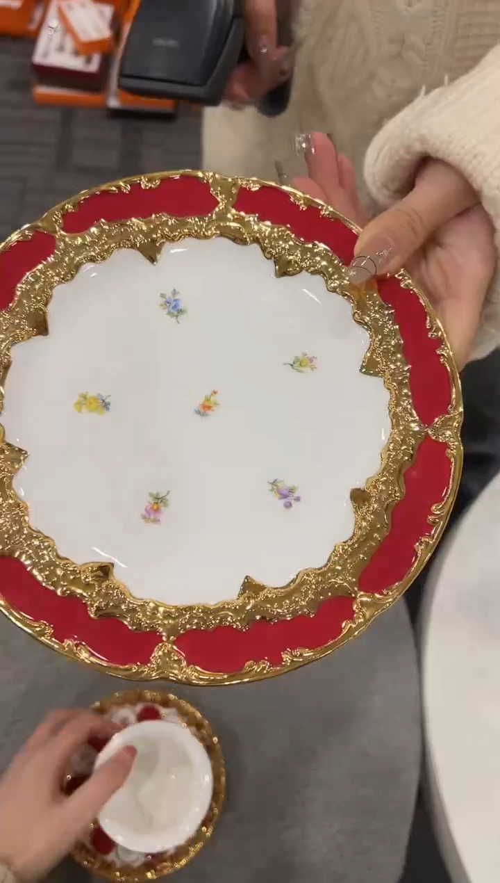 【闪购商品】杯H689--------------