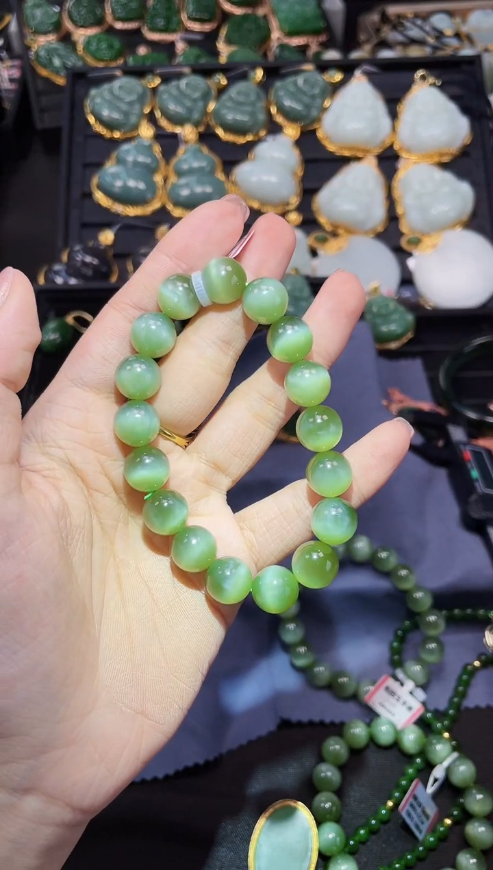 【闪购商品】和田玉手串未镶嵌12MM 多样性发一Z