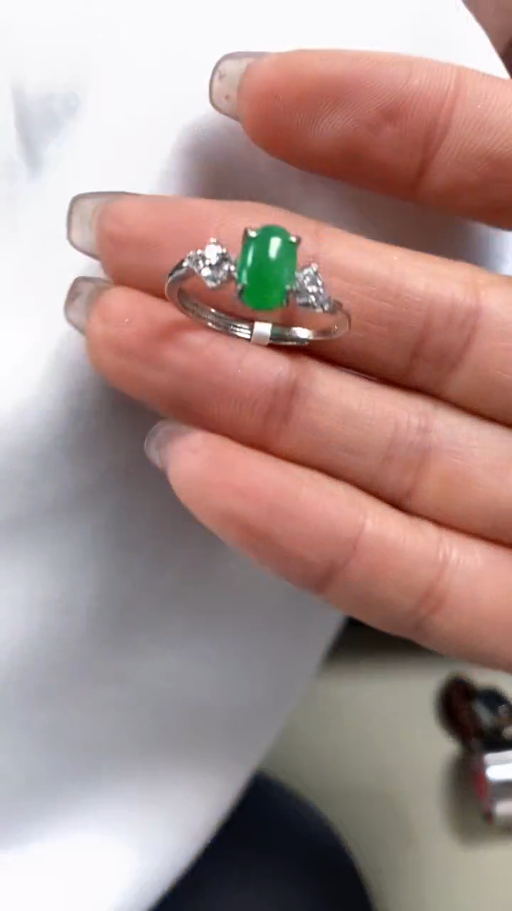 【闪购商品】翡翠戒指银S925镶嵌9597