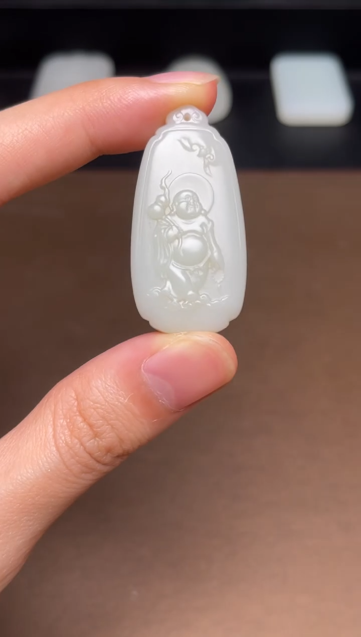 颈饰未镶嵌和田玉2