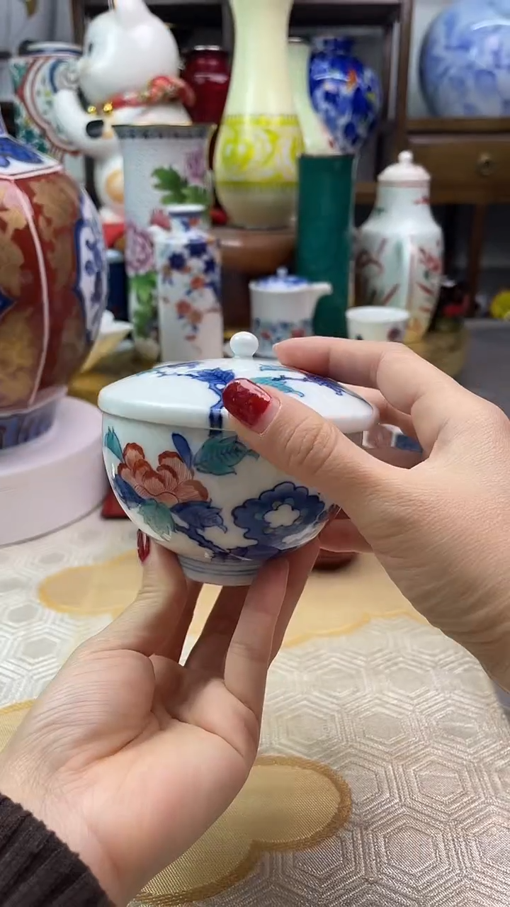 【闪购商品】盘十二代柿右卫门盖杯