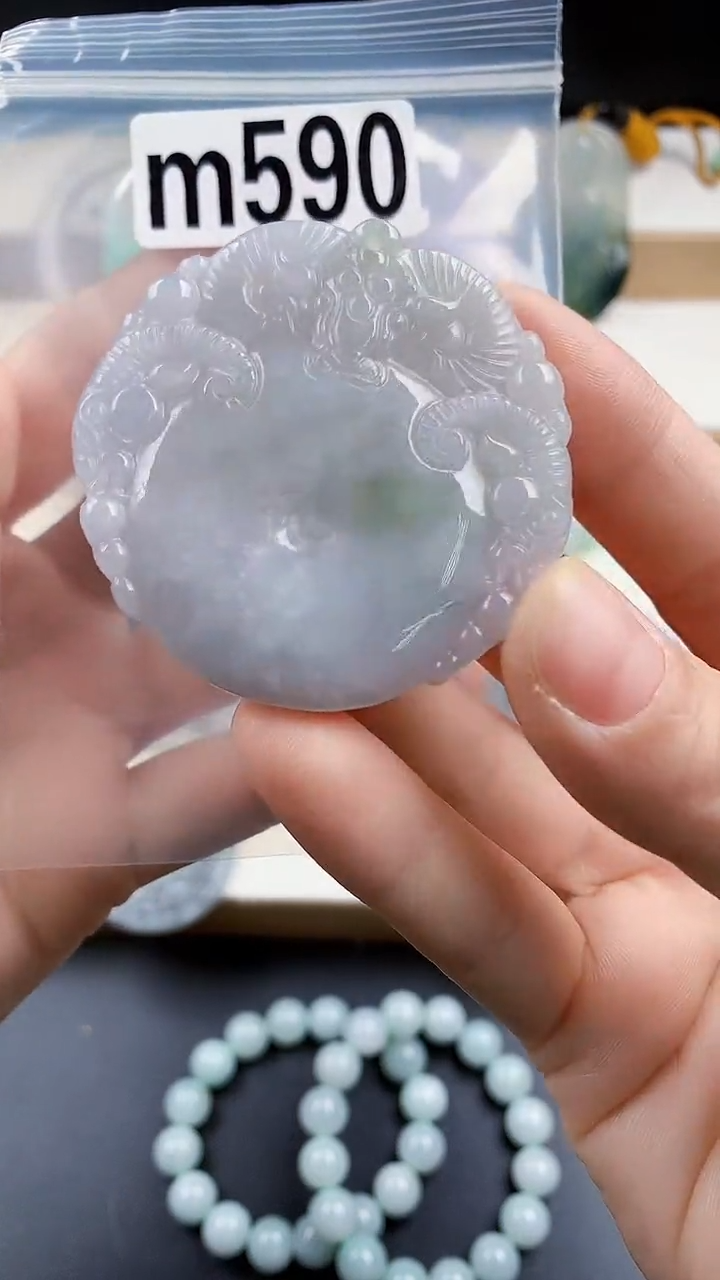 颈饰未镶嵌翡翠天然翡翠吊坠挂件