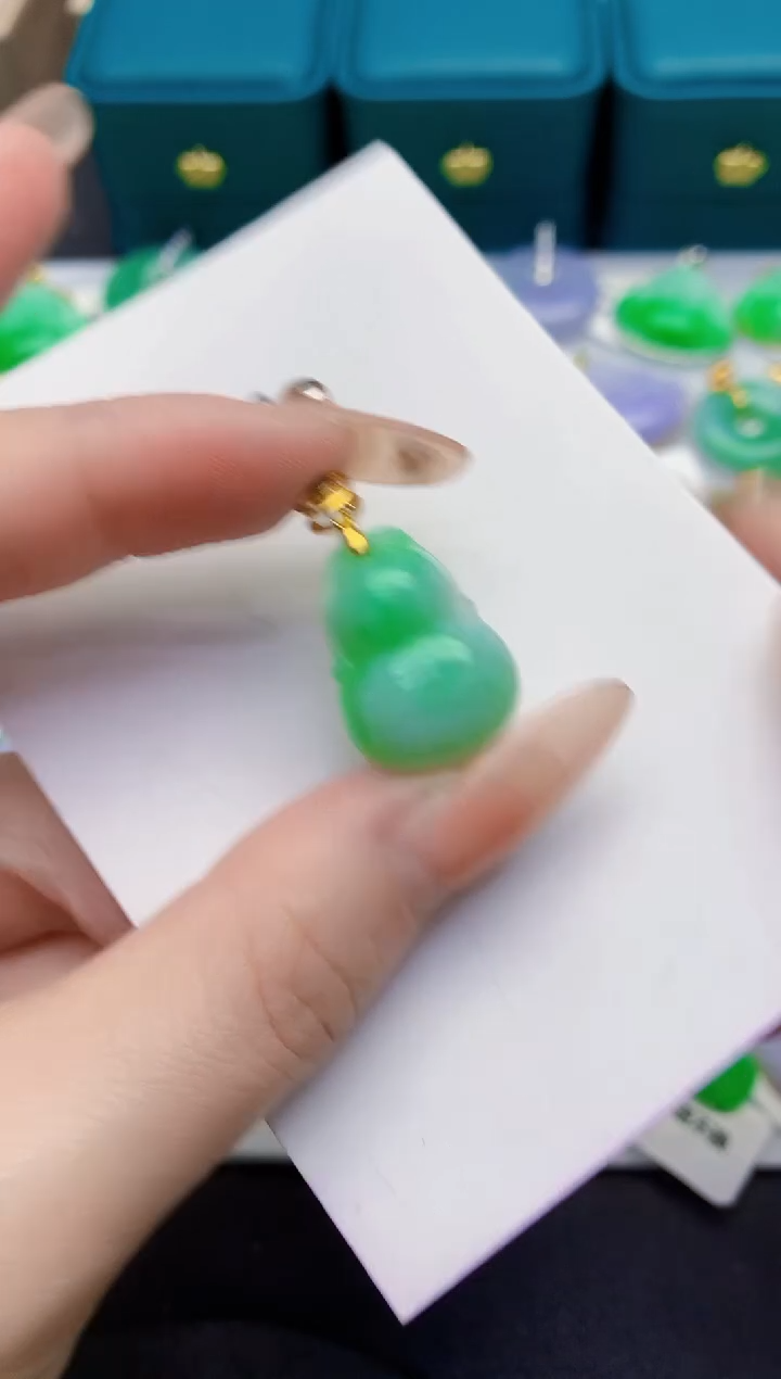 颈饰未镶嵌翡翠缅甸天然翡翠A货