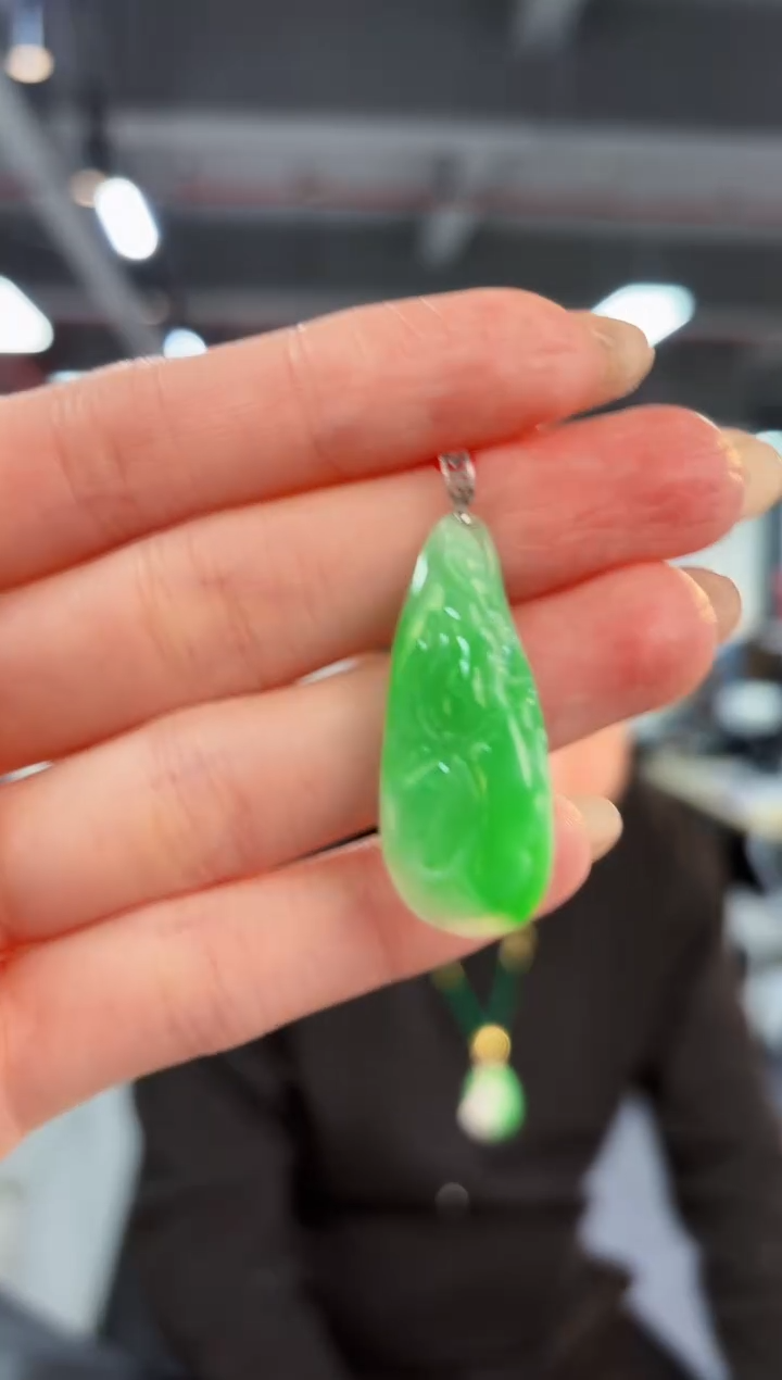 【闪购商品】翡翠颈饰18K金镶嵌缅料A货/支持复检/一件