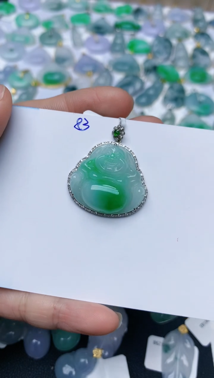 【闪购商品】翡翠颈饰18K金镶嵌天然翡翠A货    