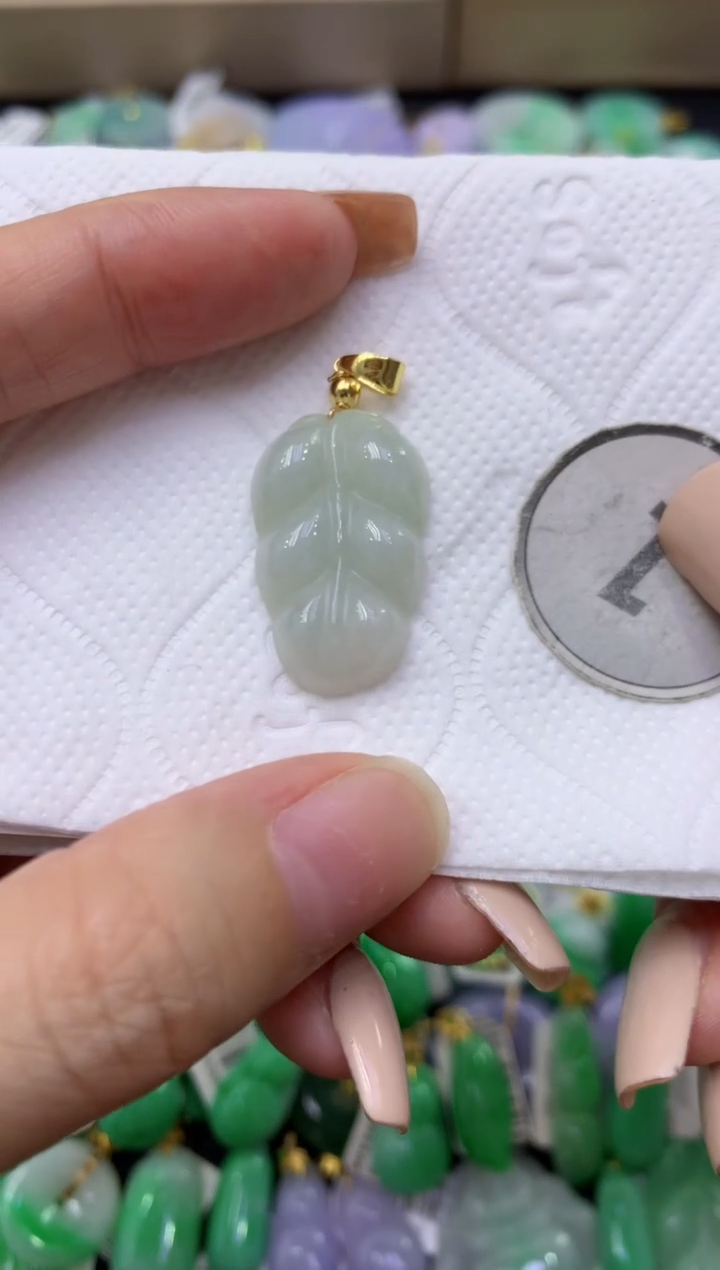 颈饰未镶嵌翡翠天然缅甸翡翠A货