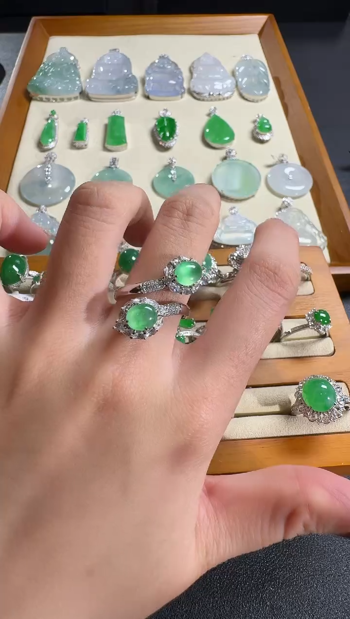 【闪购商品】翡翠戒指18K金镶嵌【源头工厂】钻石镶嵌