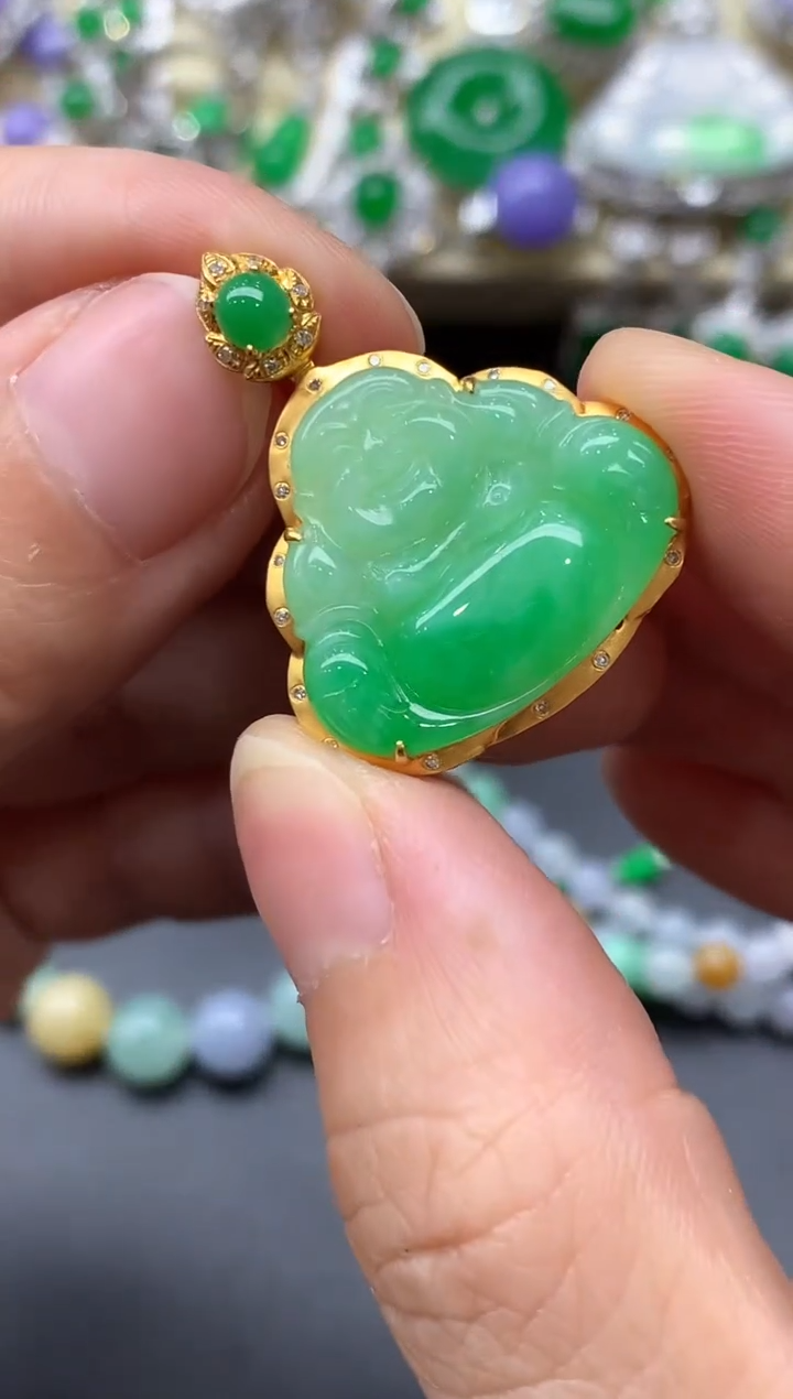 颈饰18K金镶嵌翡翠516-中国好珍宝