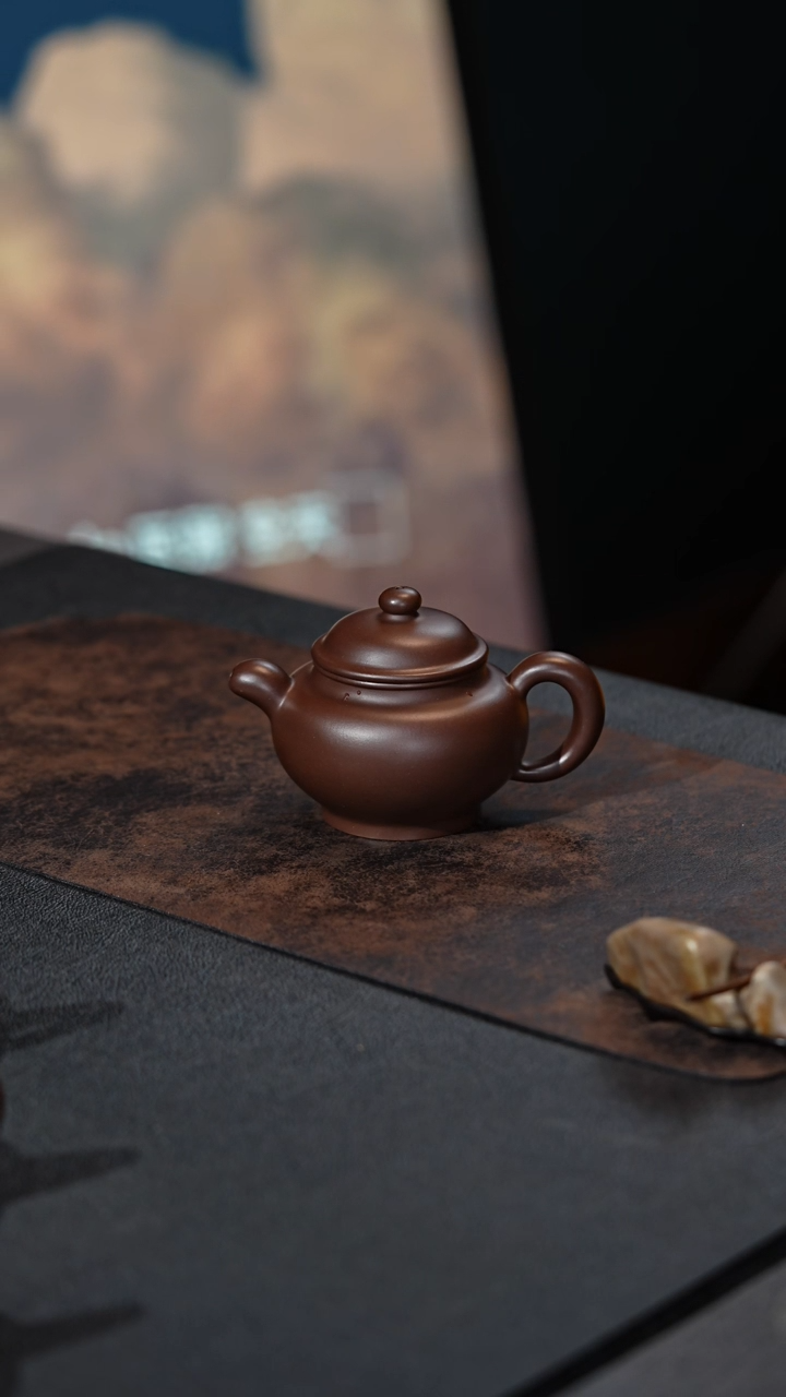 【闪购商品】紫泥茶壶道洪掇只