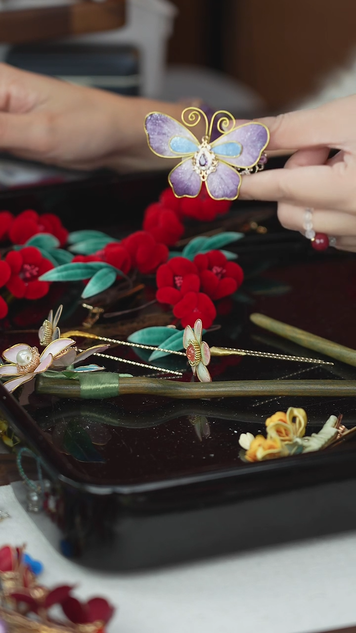 刺绣闪购纯手工非遗国风饰品瑕疵