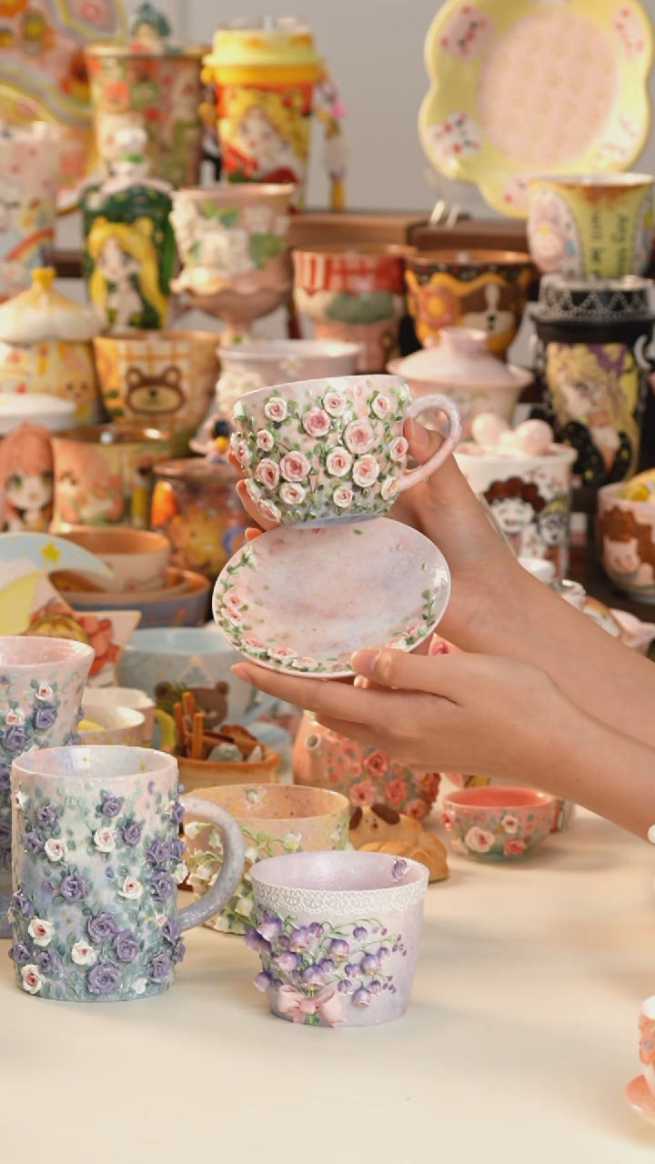 其他景德镇釉下彩手绘设计师款陶瓷