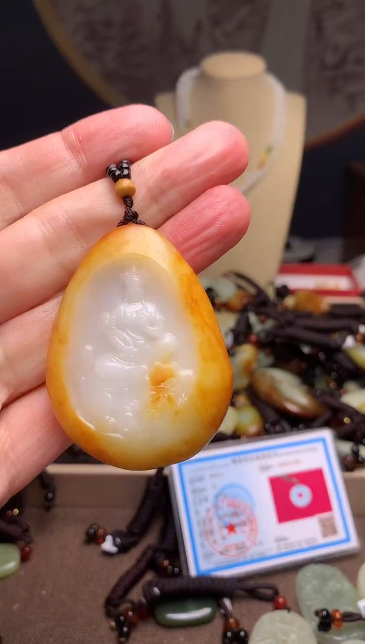 颈饰未镶嵌和田玉新疆料青海料清水和田玉吊坠