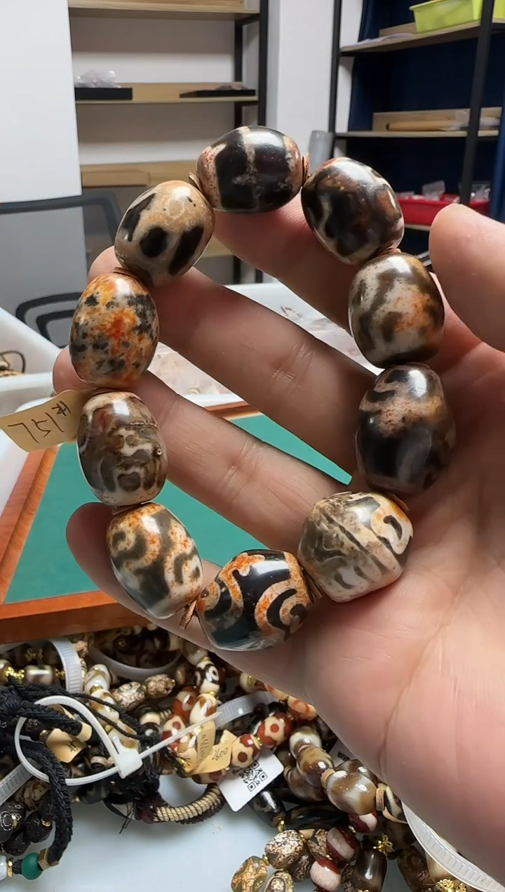 玛瑙/玉髓888未镶嵌-05024 多样性发其一