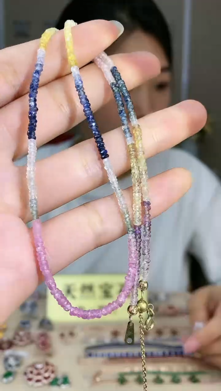 【闪购商品】彩色蓝宝石颈饰银S925镶嵌颈饰
