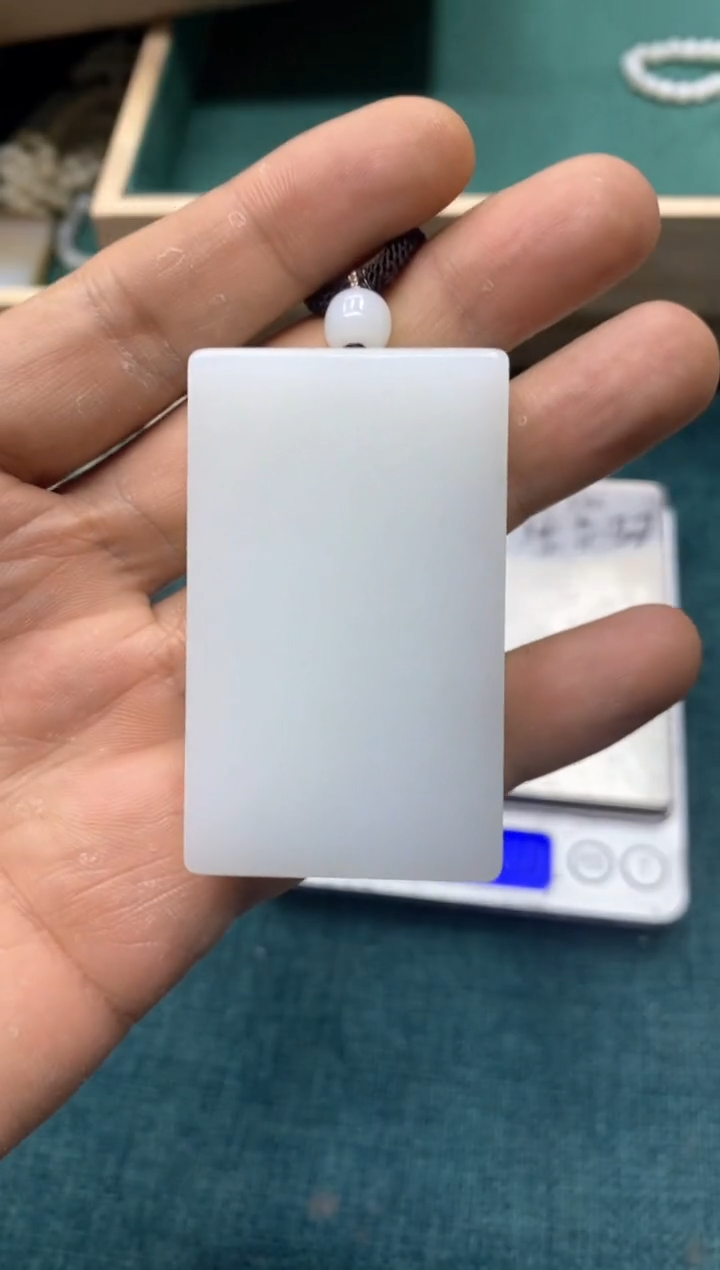 【闪购商品】和田玉挂件未镶嵌挂件带水线