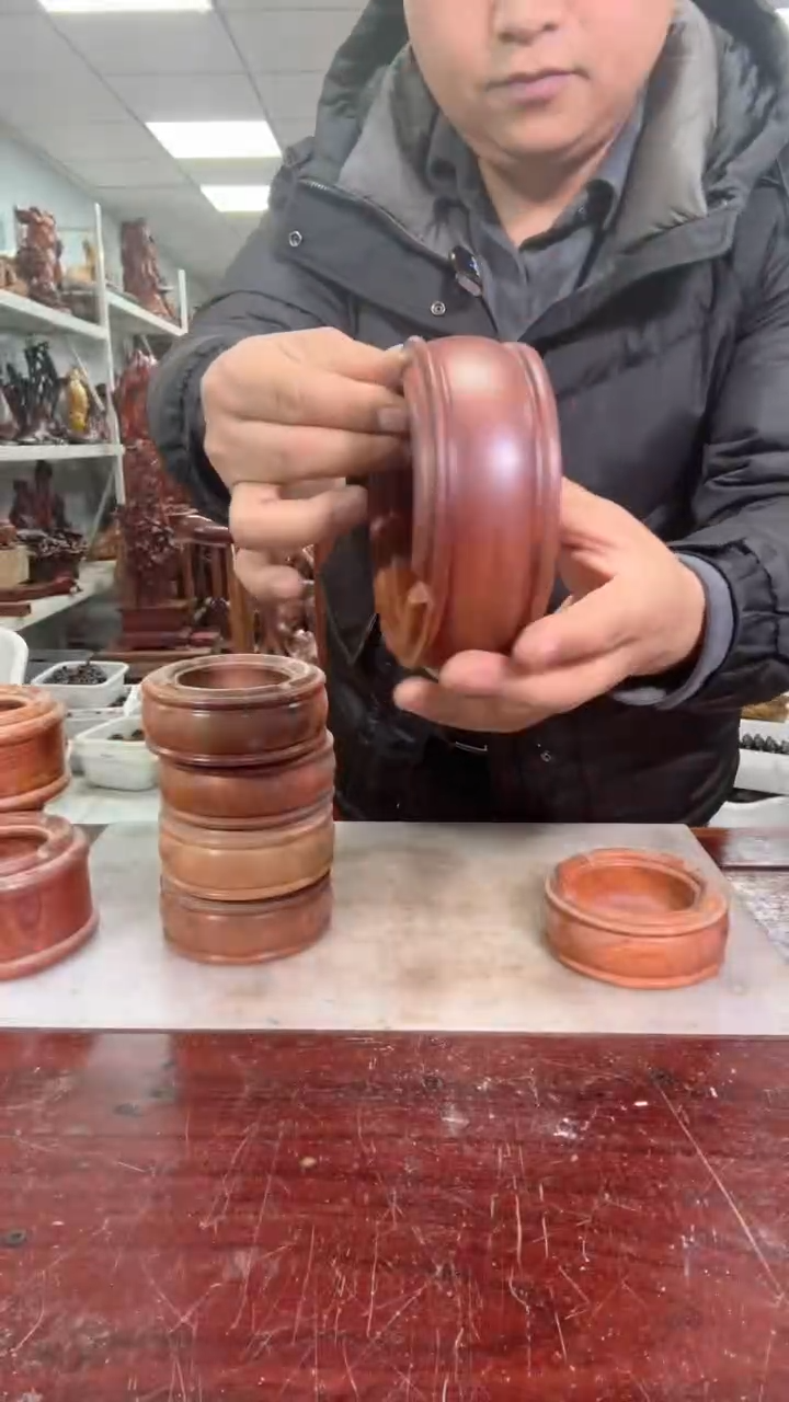 【闪购商品】花梨木类木雕工艺品8888888