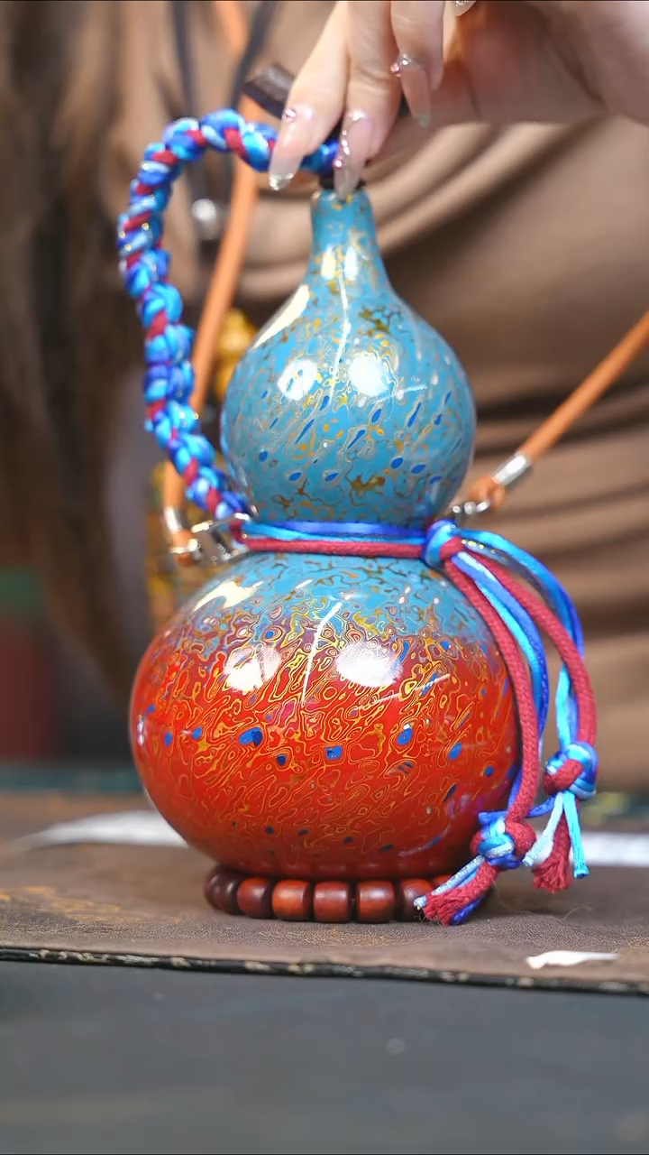 【闪购商品】WQ307漆艺酒葫芦不包手串及旋转底座