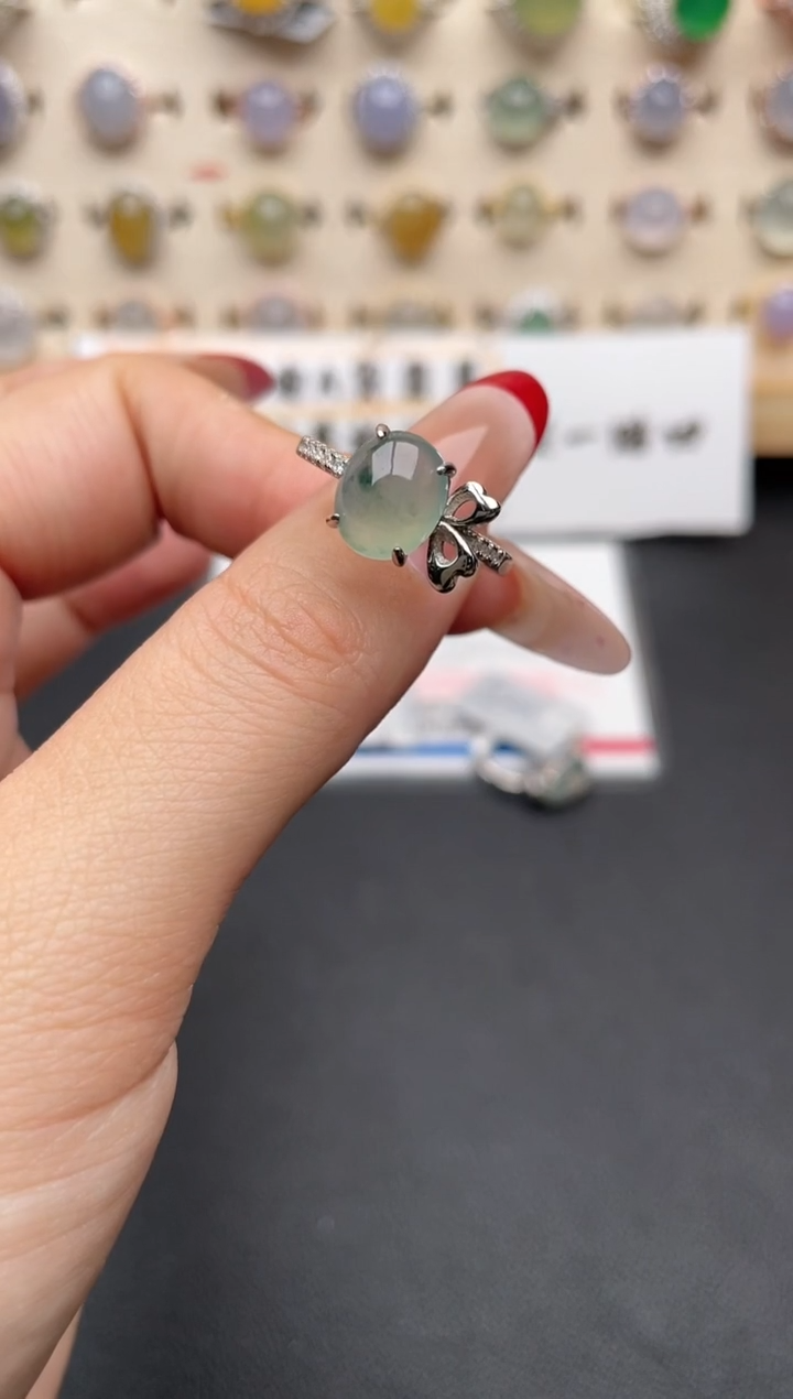 【闪购商品】翡翠戒指银S925镶嵌一物一证一礼盒