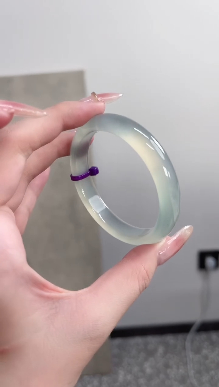 【闪购商品】玛瑙/玉髓手镯未镶嵌55-56圈 需要包容