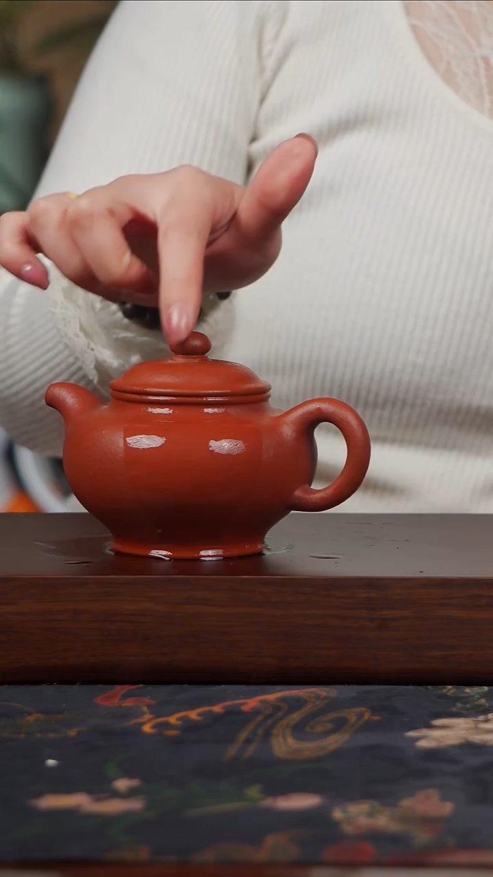 茶壶紫砂红降坡掇只270CC