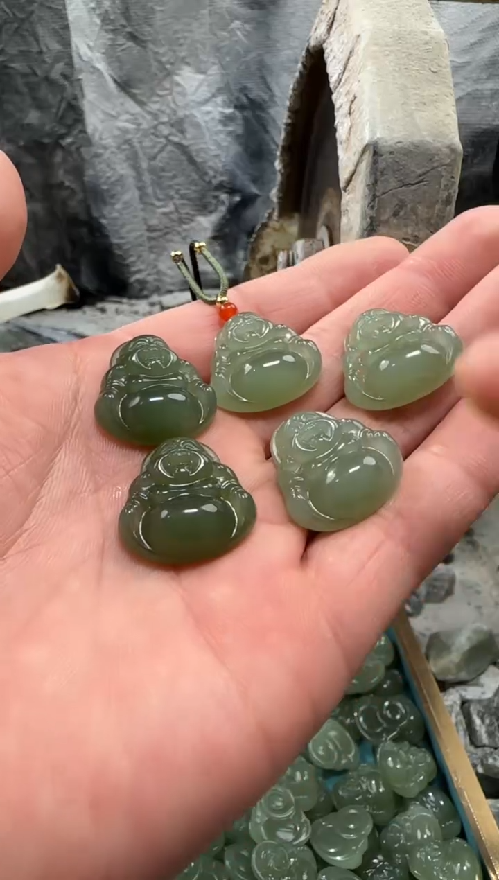 和田玉未镶嵌颈饰吊坠多样性拍一发一件