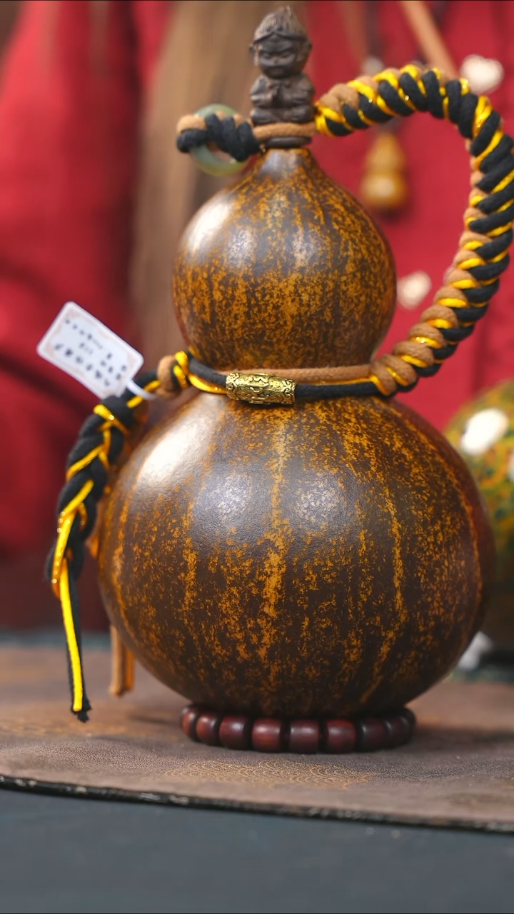 【闪购商品】WK163大漆酒葫芦不包手串及旋转底座