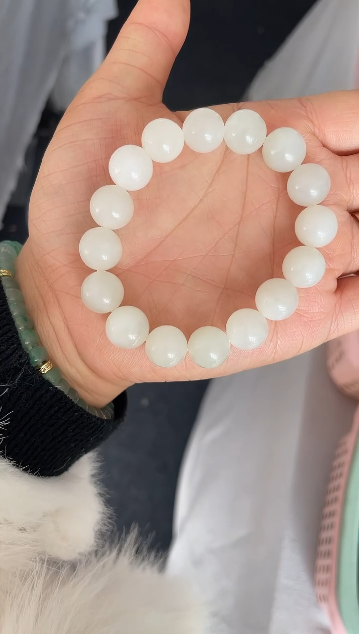 未镶嵌手链和田玉手串
