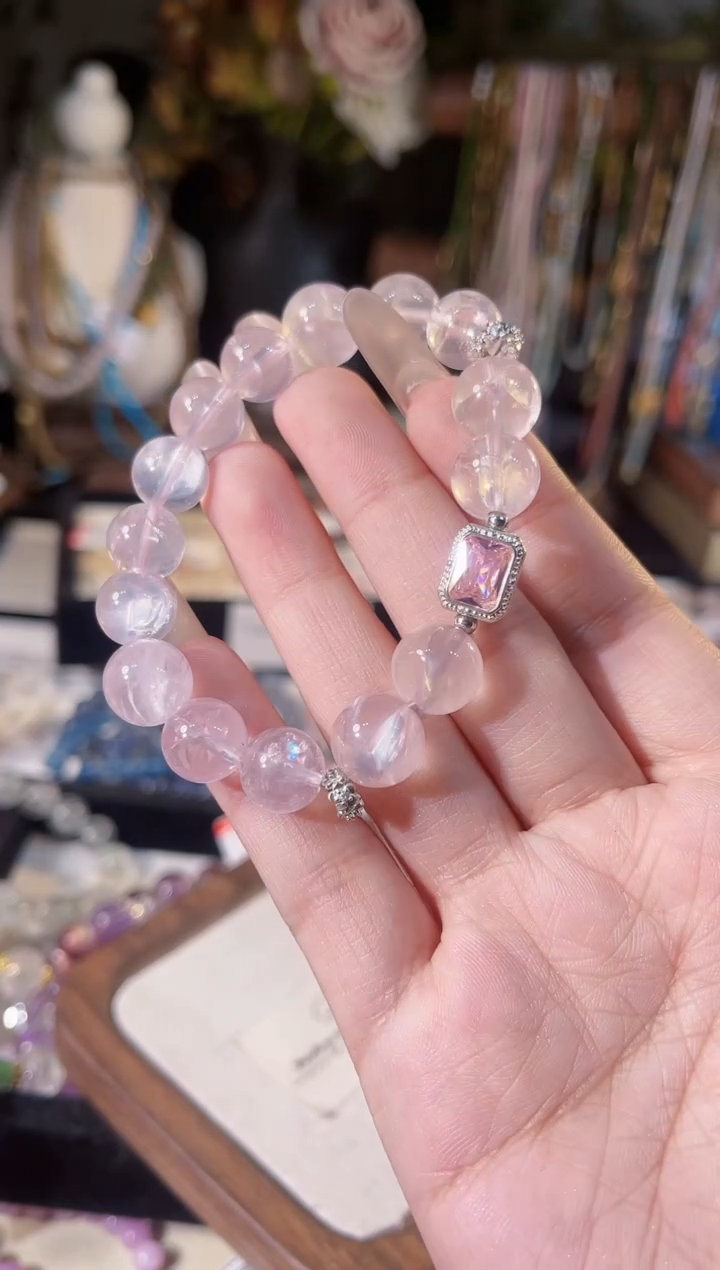 【闪购商品】水晶手链未镶嵌多样性发货其一