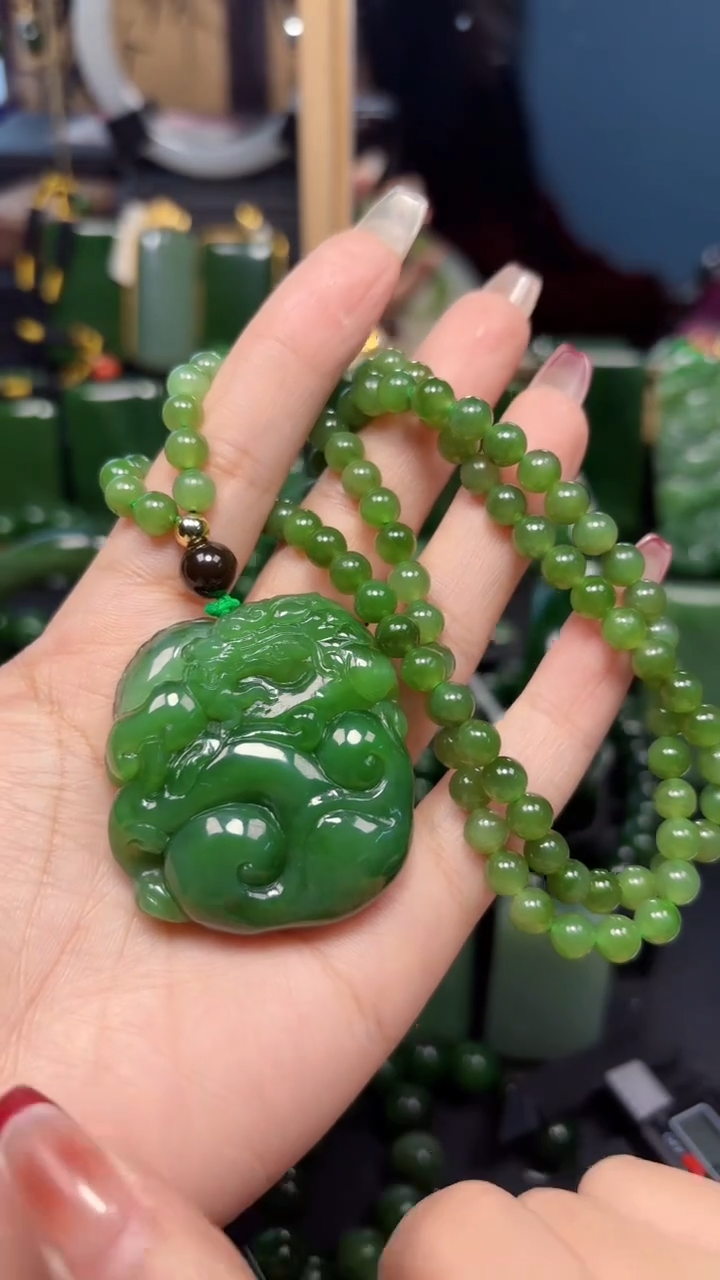 【闪购商品】和田玉（碧玉）吊坠(赠链)未镶嵌1