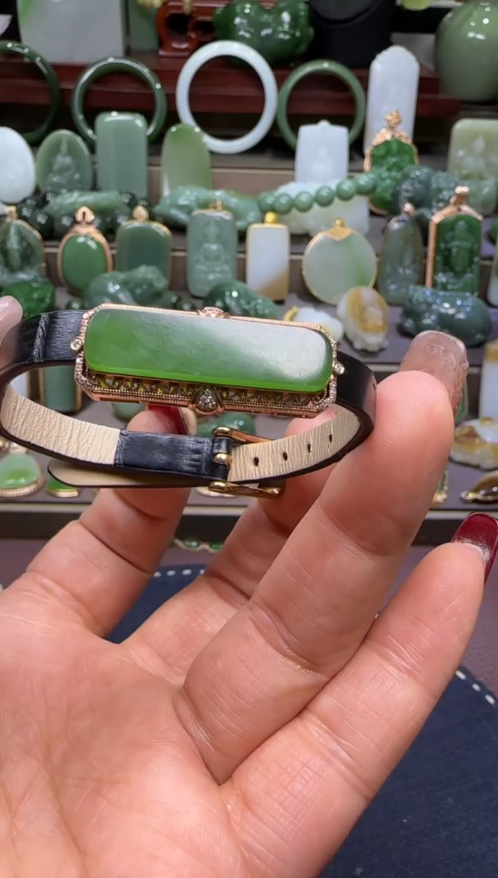 【闪购商品】和田玉【宏钰珠宝0204】5218K金镶嵌 