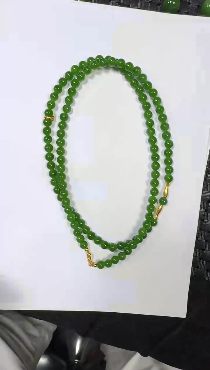 项链未镶嵌和田玉（碧玉）俄料鲜阳绿6m长链108针尖点