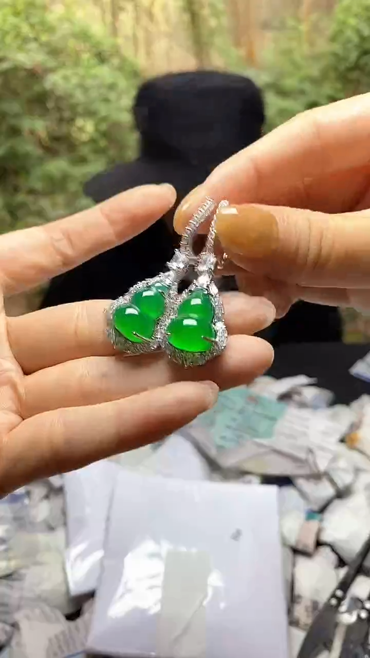 满色吊坠 所见即所得！！
