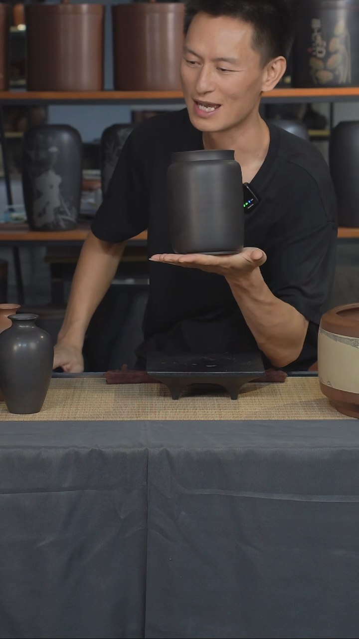 云水山涧建水紫陶357克醒茶罐 012