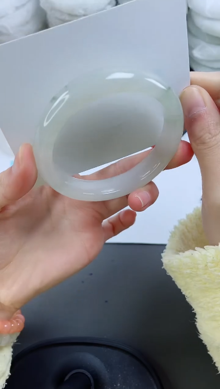 【闪购商品】石英质玉手镯未镶嵌196-58.3